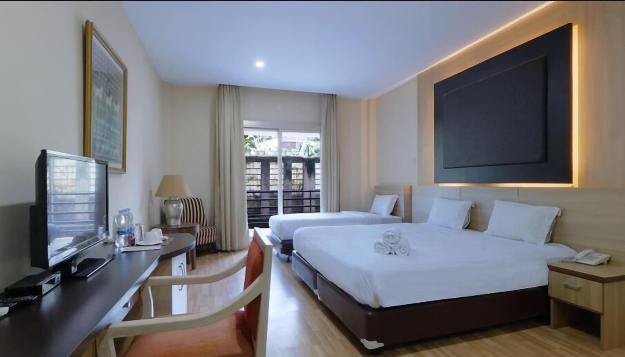 Mutiara Suites Jakarta Exterior foto