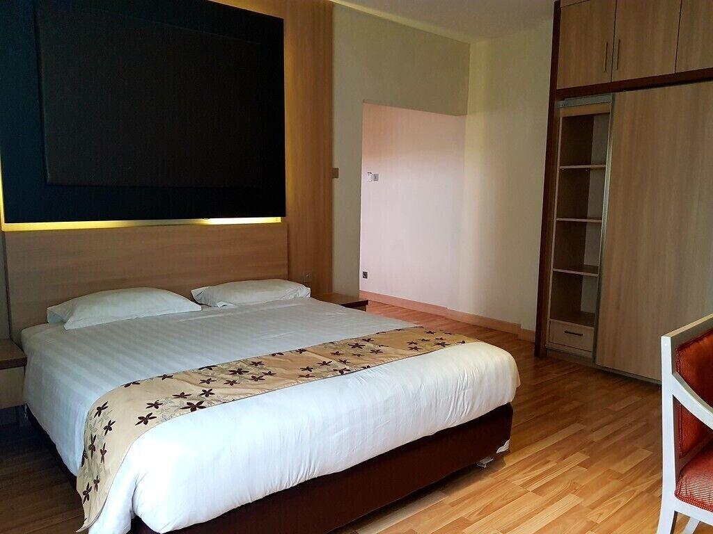 Mutiara Suites Jakarta Exterior foto
