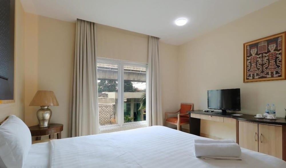 Mutiara Suites Jakarta Exterior foto
